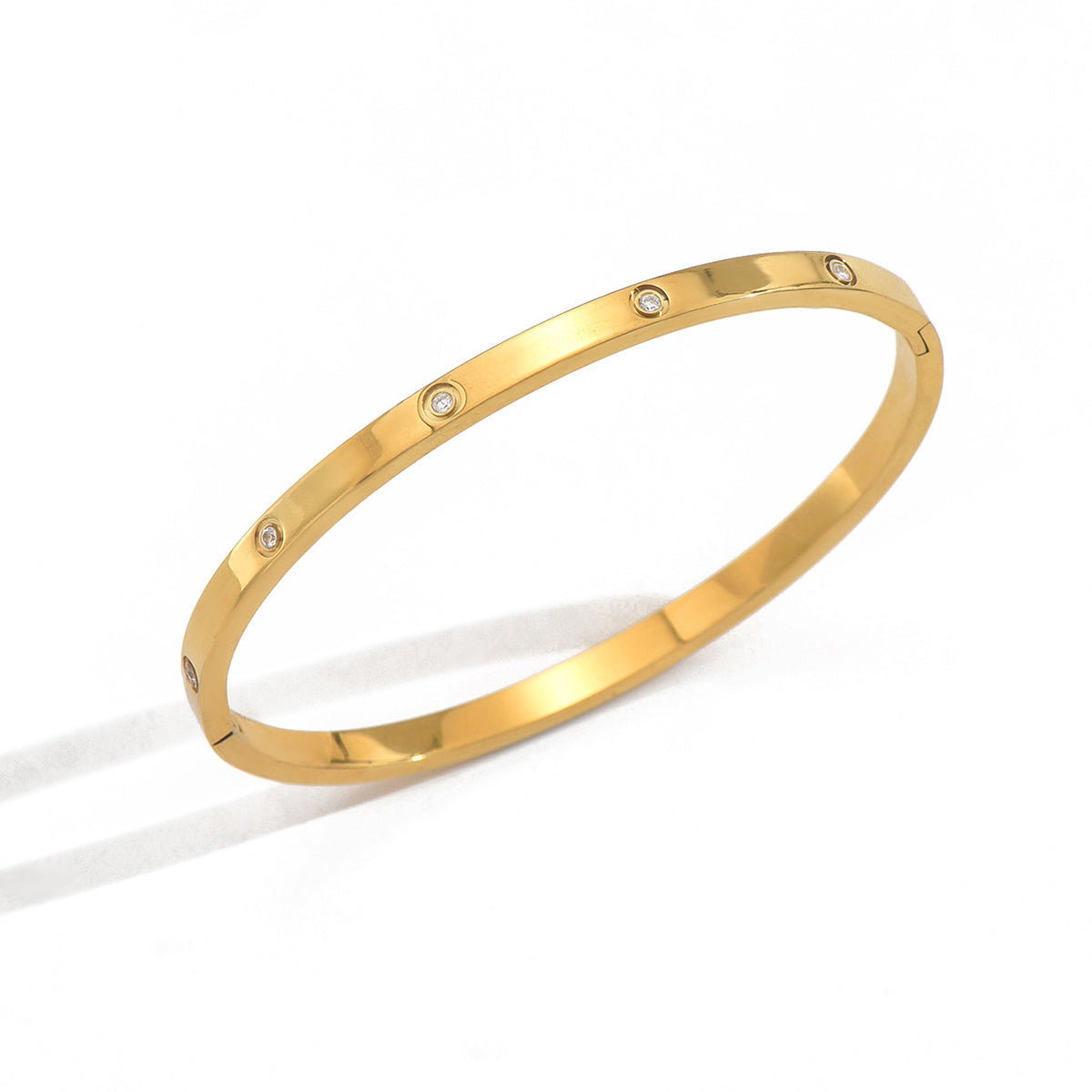 Luxury 18K Gold Plated Stainless Steel Minimalist Bracelet – Hypoallergenic Circle Rhinestone Jewelry for Everyday Wear